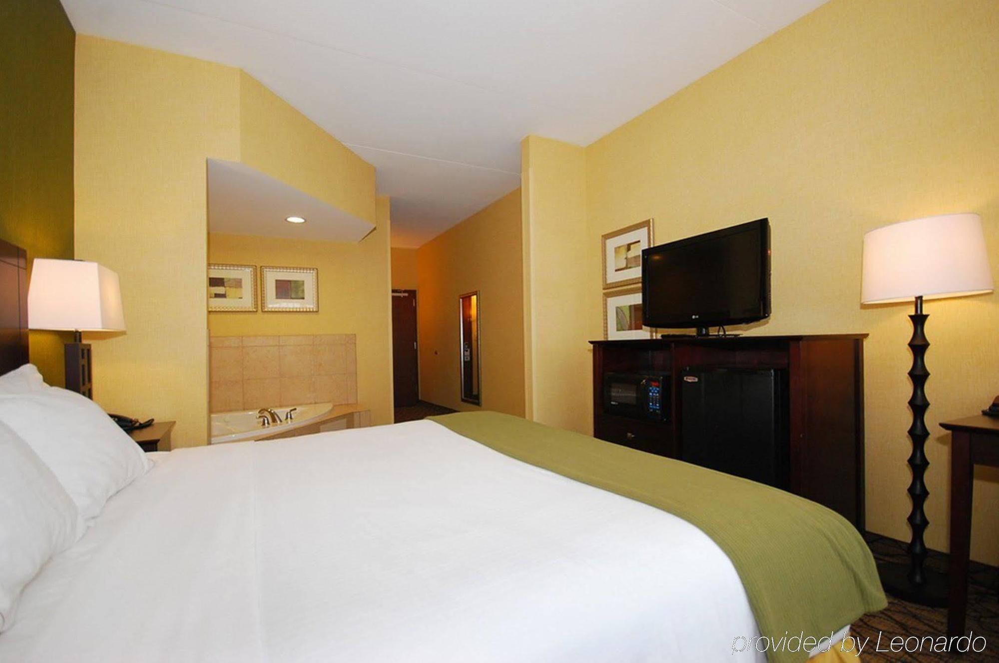 Holiday Inn Express And Suites Kittanning, An Ihg Hotel מראה חיצוני תמונה