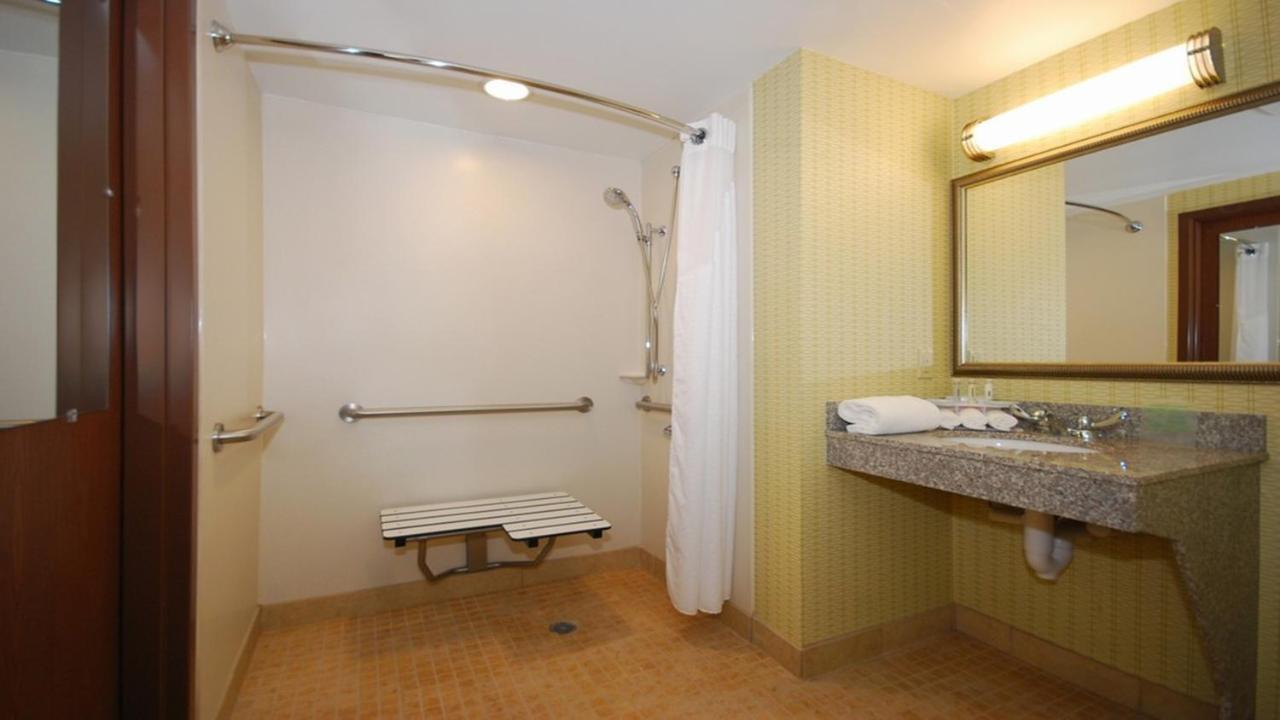 Holiday Inn Express And Suites Kittanning, An Ihg Hotel מראה חיצוני תמונה